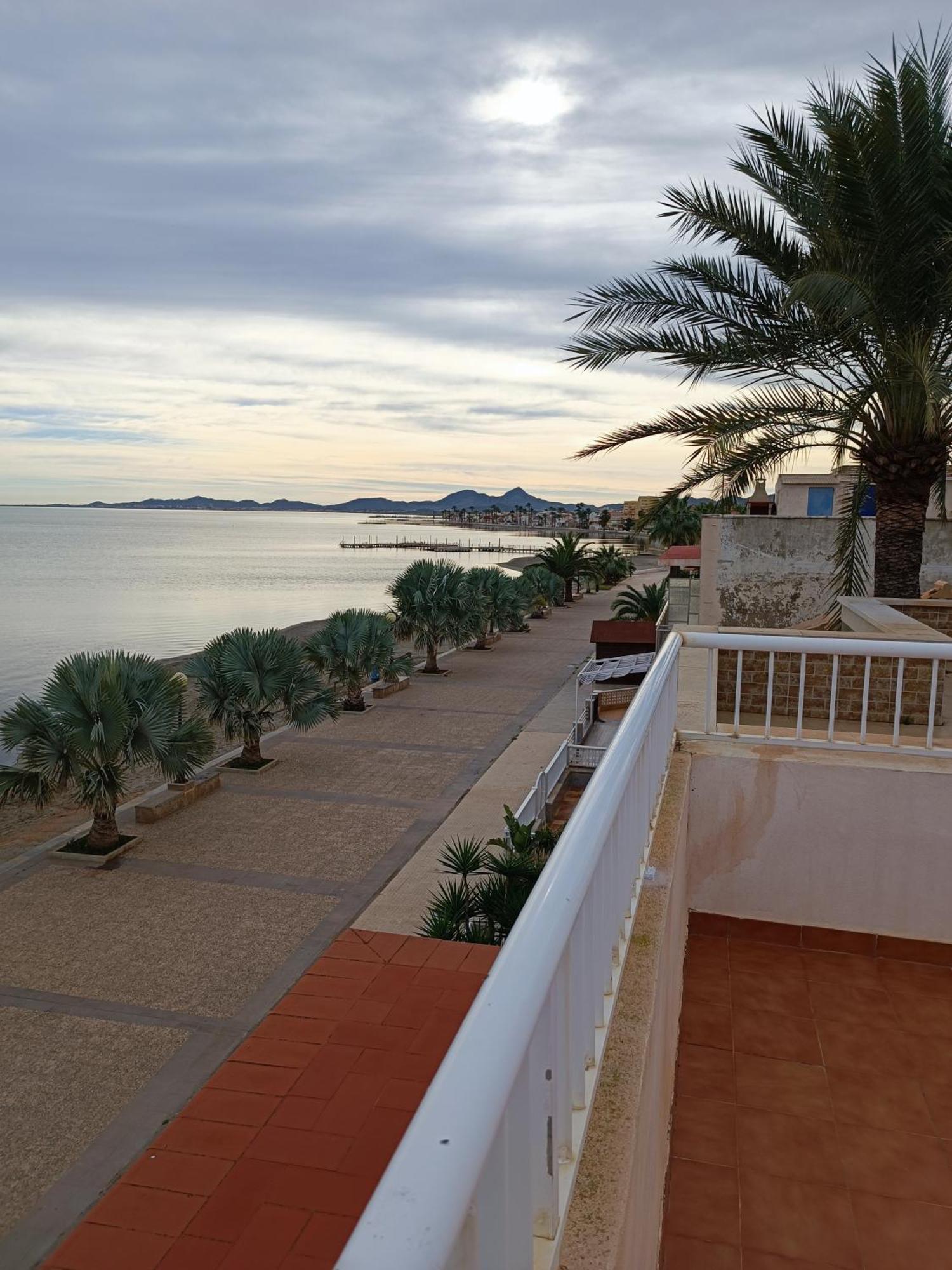 Top Floor Apartment Beachhouse, Beautiful Sea View, On The Beach! การ์ตาเฮนา ภายนอก รูปภาพ